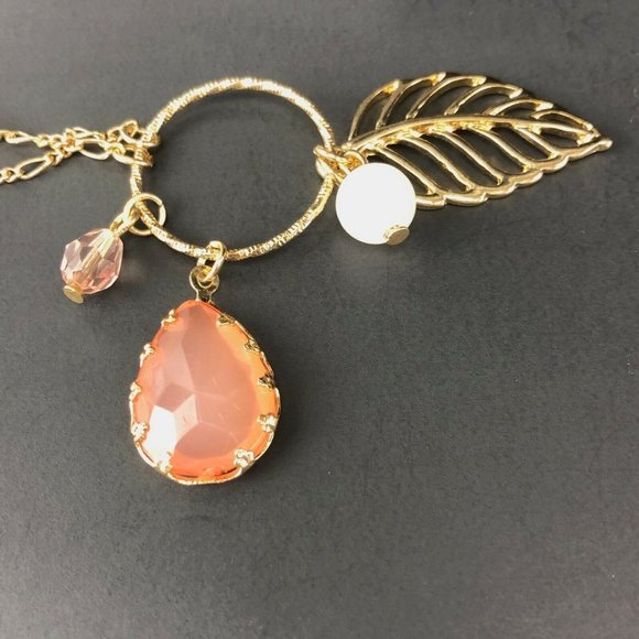 LC Lauren Conrad Gold Tone Necklace Glass Pendant Pink Teardrop Long Chain - Picture 4 of 4